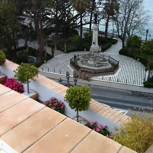 https://calderon-de-la-barca.es-andalucia.com